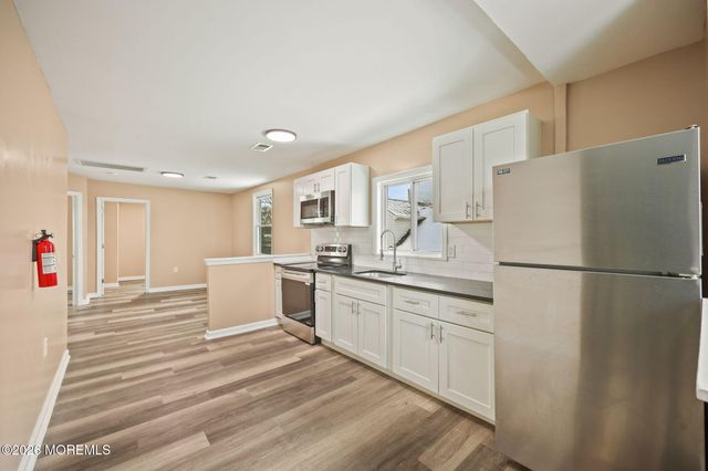 143 Center Avenue 2, Keansburg, NJ 07734