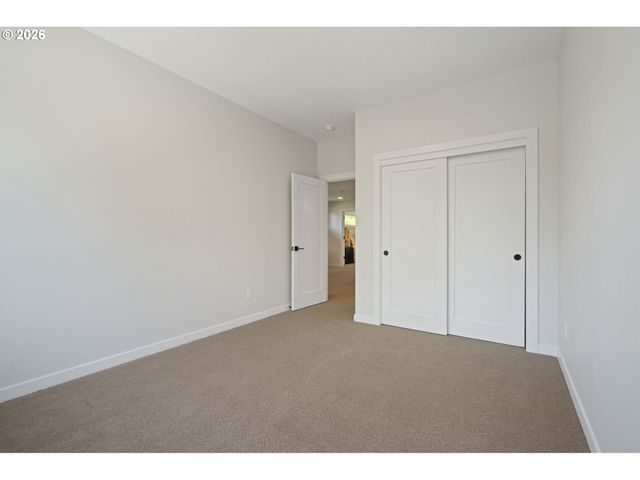 2902 E McLoughlin Blvd 1, Vancouver, WA 98661