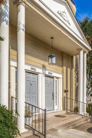 15904 Archwood Lane 1020, Dallas, TX 75248