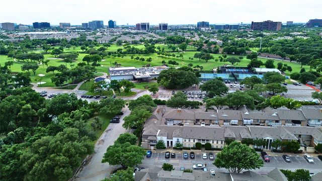 15904 Archwood Lane 1020, Dallas, TX 75248