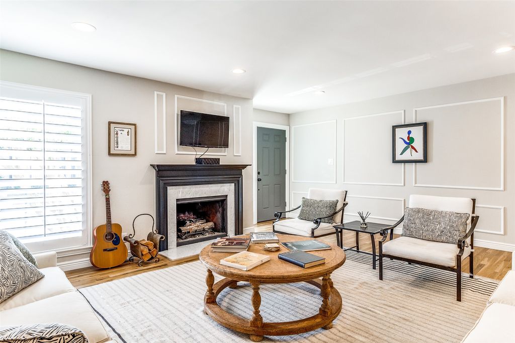 15904 Archwood Lane 1020, Dallas, TX 75248