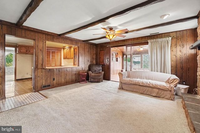 302 WEDGEWOOD RD, Harrisburg, PA 17109