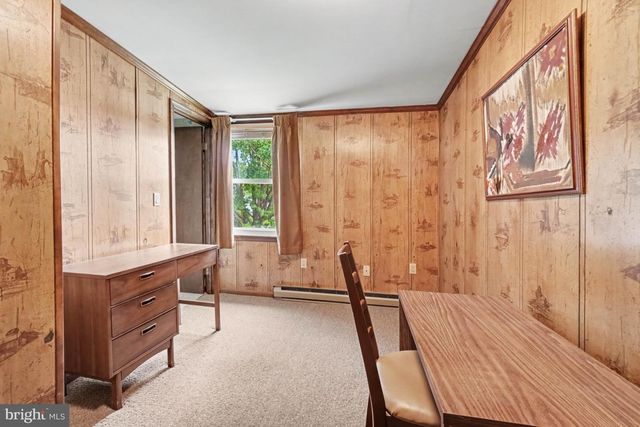 302 WEDGEWOOD RD, Harrisburg, PA 17109