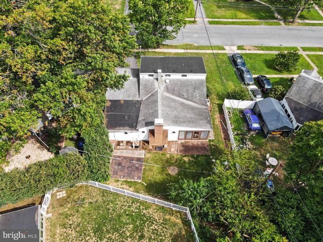 302 WEDGEWOOD RD, Harrisburg, PA 17109