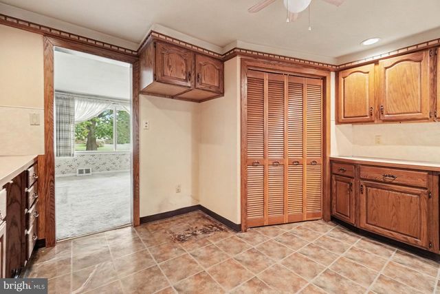 302 WEDGEWOOD RD, Harrisburg, PA 17109