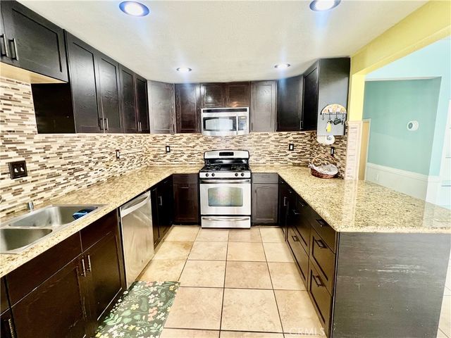 2225 Arabian, Corona, CA 92879