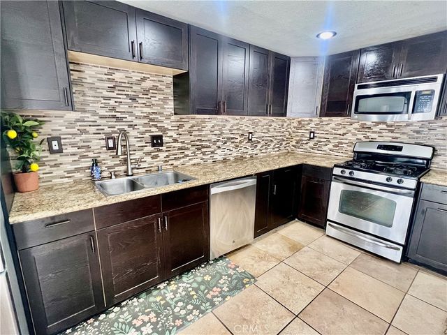 2225 Arabian, Corona, CA 92879