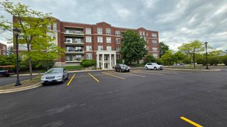 715 Astor Lane 401, Wheeling, IL 60090