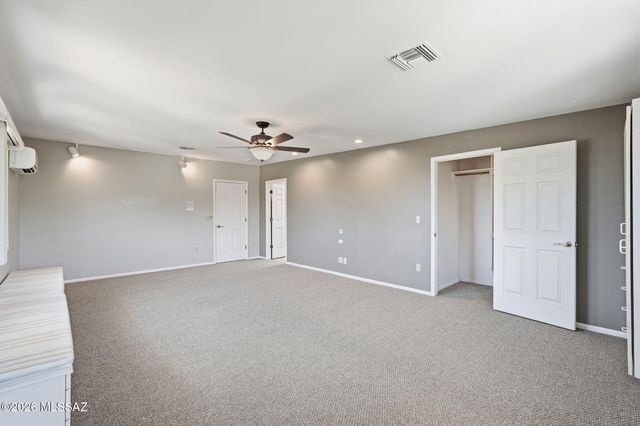 10401 E Plumeria Road, Tucson, AZ 85749