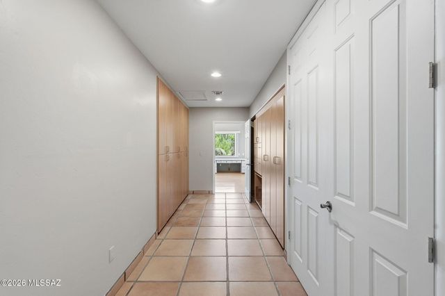 10401 E Plumeria Road, Tucson, AZ 85749