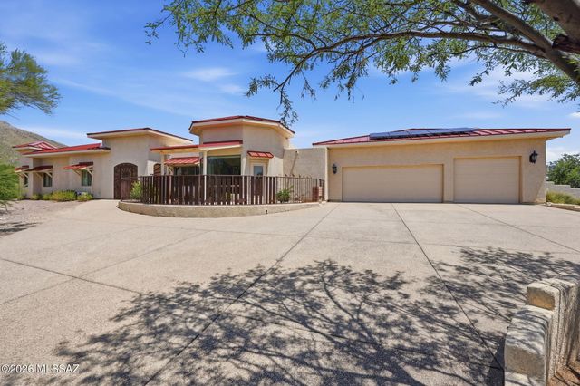 10401 E Plumeria Road, Tucson, AZ 85749