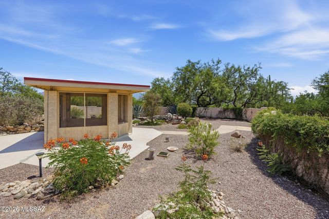 10401 E Plumeria Road, Tucson, AZ 85749