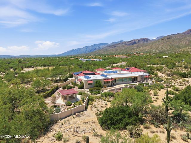 10401 E Plumeria Road, Tucson, AZ 85749