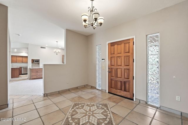 10401 E Plumeria Road, Tucson, AZ 85749