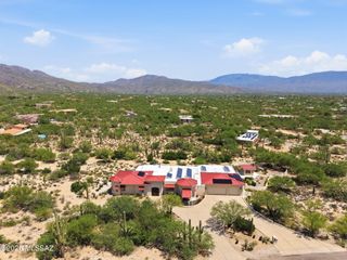 10401 E Plumeria Road, Tucson, AZ 85749