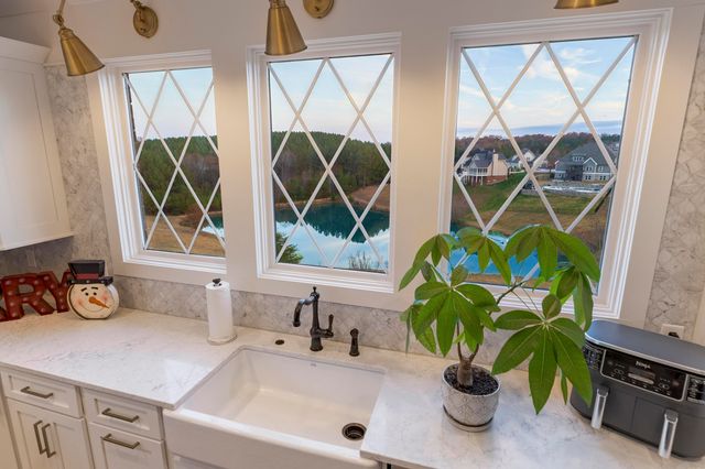 13166 Blakeslee Drive, Soddy Daisy, TN 37379