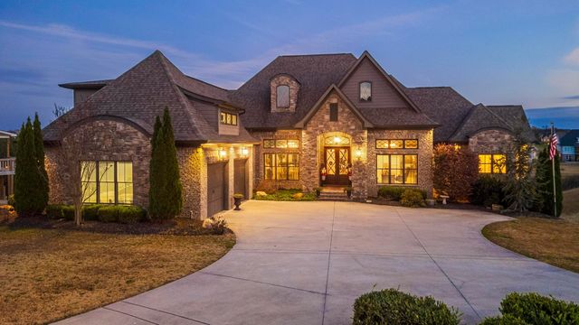 13166 Blakeslee Drive, Soddy Daisy, TN 37379