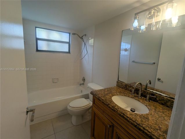 1564 Lake Crystal Dr F, West Palm Beach, FL 33411