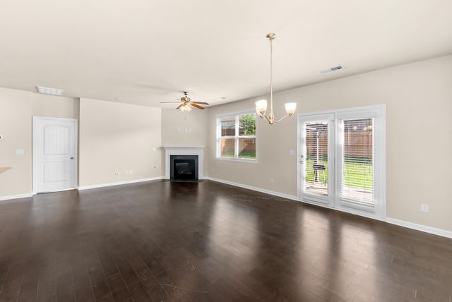 5410 High Jump Dr, Smyrna, TN 37167