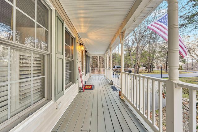 101 Briarcliff DR, Moneta, VA 24121