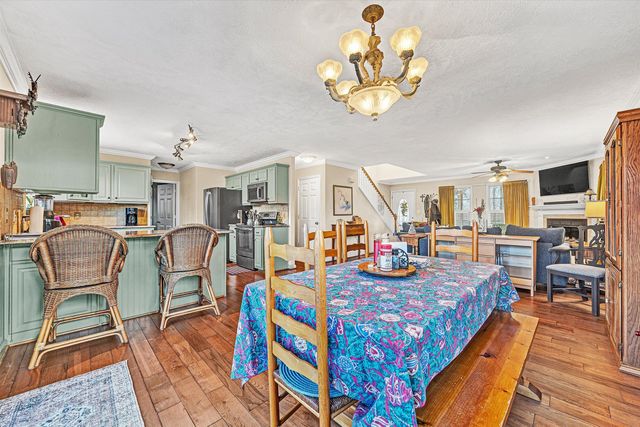 101 Briarcliff DR, Moneta, VA 24121