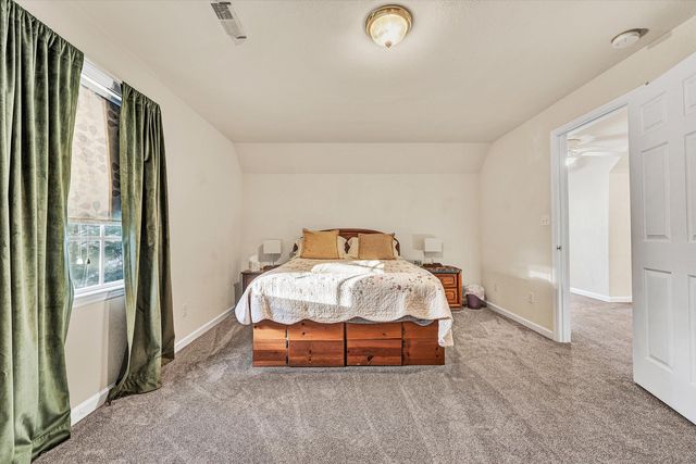 101 Briarcliff DR, Moneta, VA 24121