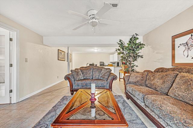 101 Briarcliff DR, Moneta, VA 24121