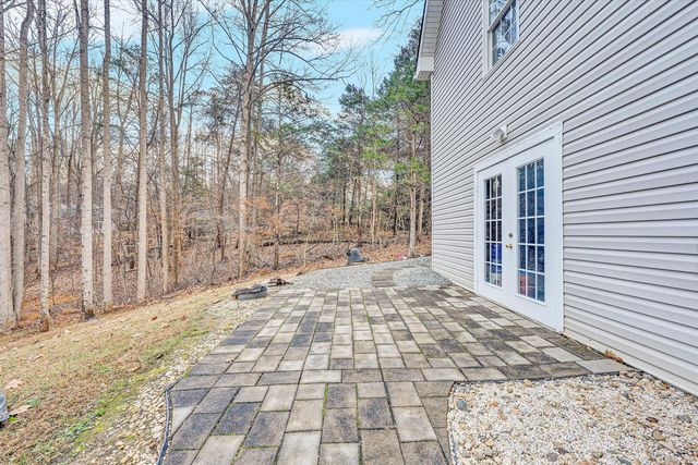 101 Briarcliff DR, Moneta, VA 24121