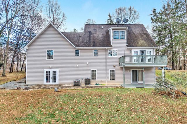 101 Briarcliff DR, Moneta, VA 24121