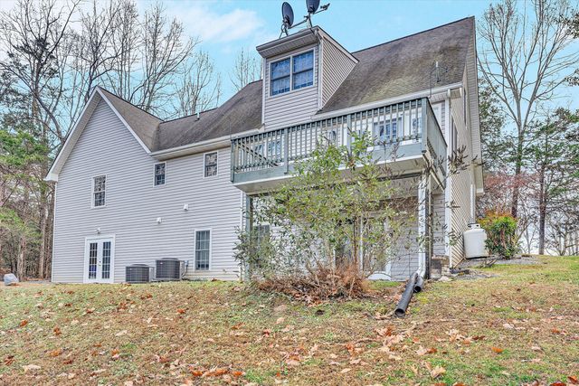 101 Briarcliff DR, Moneta, VA 24121