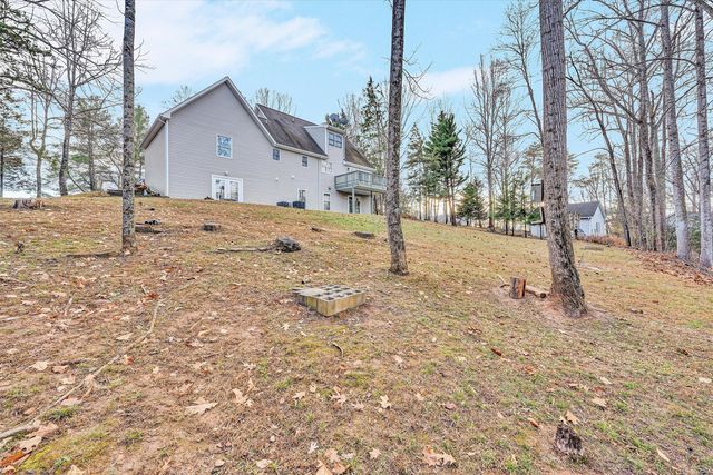 101 Briarcliff DR, Moneta, VA 24121