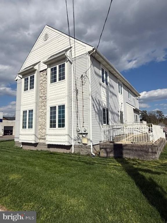 399 & 385 N ROUTE 73, WEST BERLIN, NJ 08091 — exterior