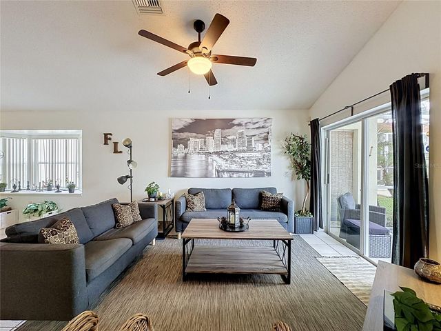1523 GULF VUE DR, Haines City, FL 33844