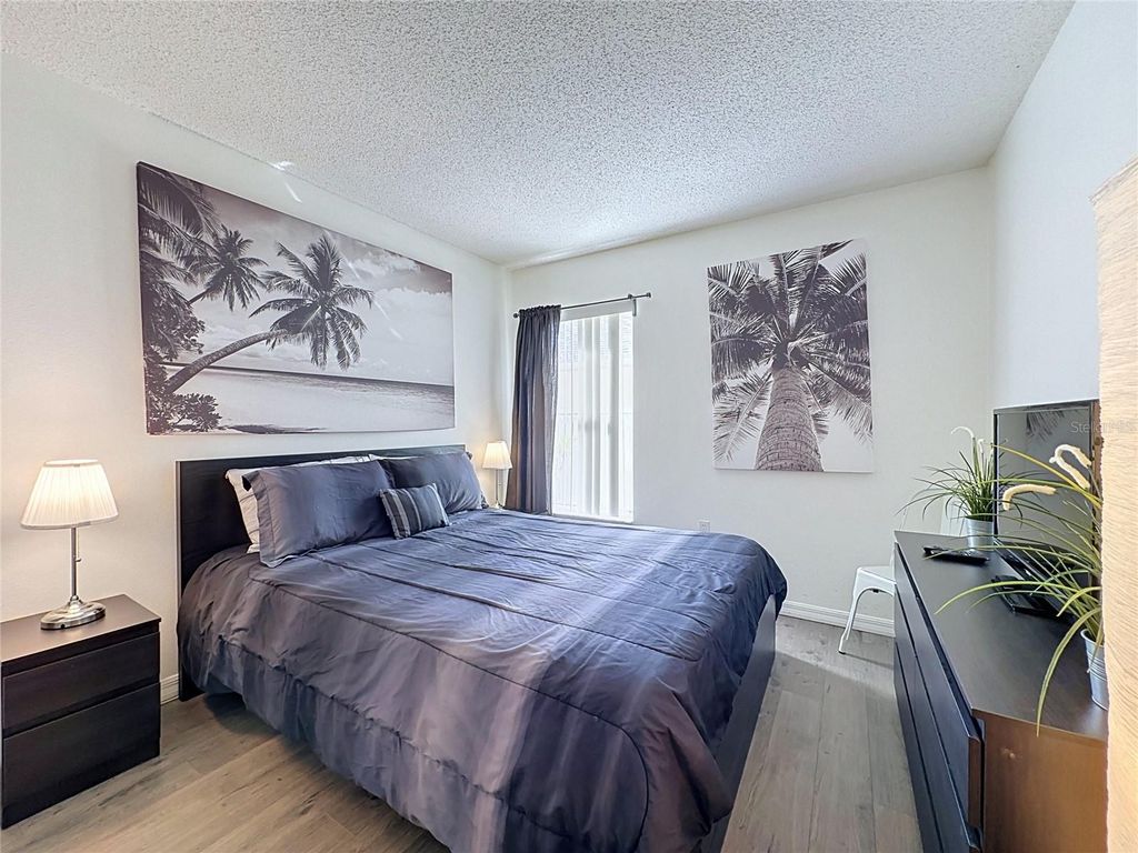 Image 38 of property listing at 1523 GULF VUE DR, Haines City, FL 33844