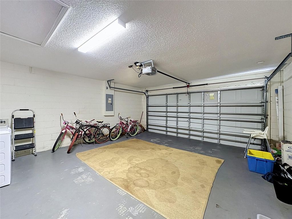 Image 52 of property listing at 1523 GULF VUE DR, Haines City, FL 33844