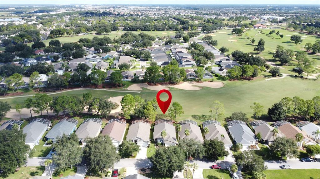 Image 58 of property listing at 1523 GULF VUE DR, Haines City, FL 33844