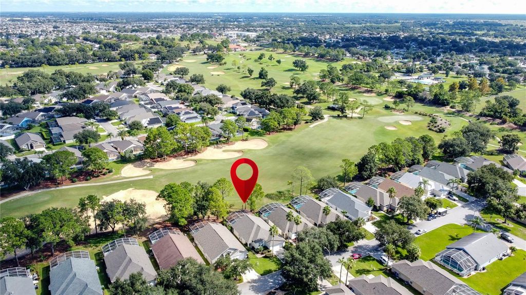 Image 60 of property listing at 1523 GULF VUE DR, Haines City, FL 33844