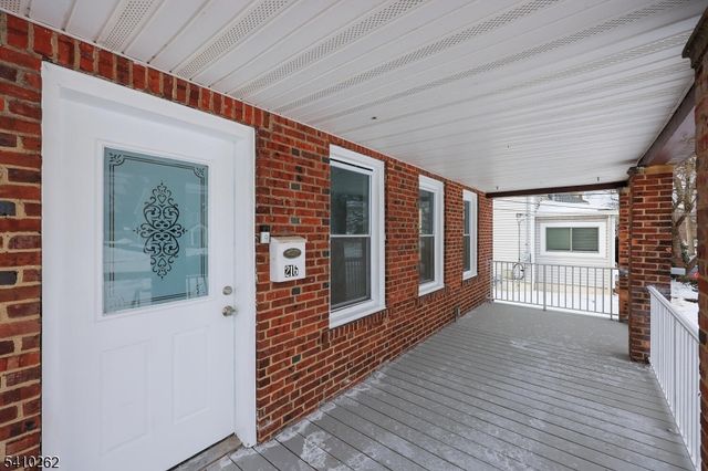 216 Chestnut St, Middlesex Boro, NJ 08846