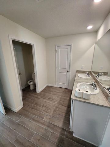 5149 SW 48 LANE, Gainesville, FL 32608