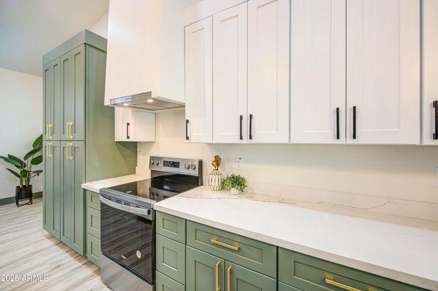 5416 W MYRTLE Avenue, Glendale, AZ 85301