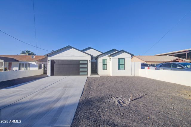 5416 W MYRTLE Avenue, Glendale, AZ 85301