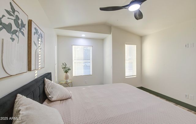 5416 W MYRTLE Avenue, Glendale, AZ 85301