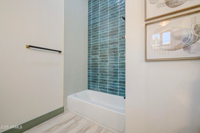 5416 W MYRTLE Avenue, Glendale, AZ 85301