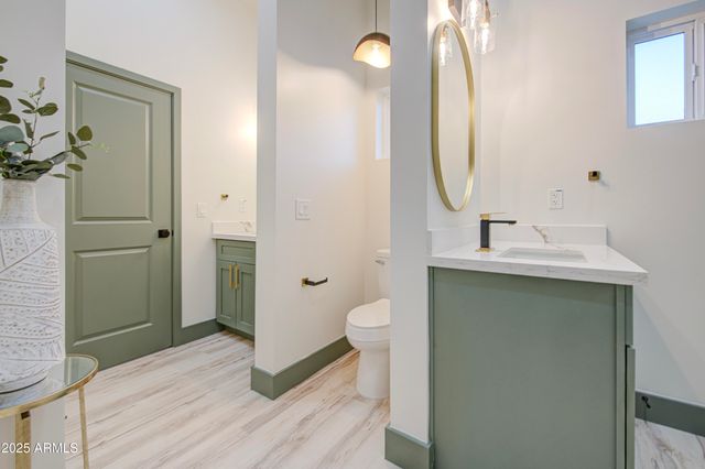 5416 W MYRTLE Avenue, Glendale, AZ 85301