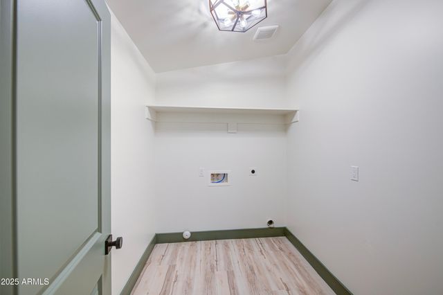 5416 W MYRTLE Avenue, Glendale, AZ 85301