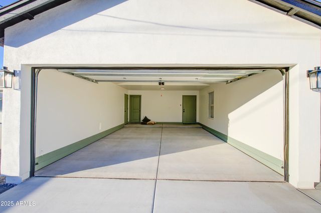 5416 W MYRTLE Avenue, Glendale, AZ 85301