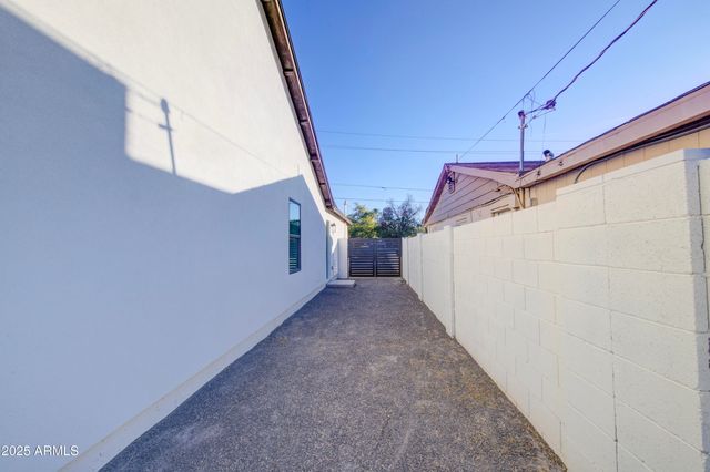 5416 W MYRTLE Avenue, Glendale, AZ 85301