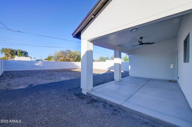 5416 W MYRTLE Avenue, Glendale, AZ 85301