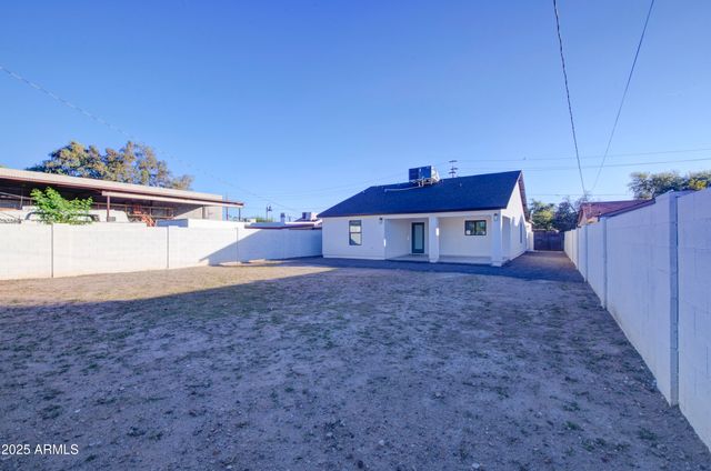 5416 W MYRTLE Avenue, Glendale, AZ 85301