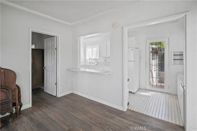 2313 Glendale Boulevard, Los Angeles, CA 90039